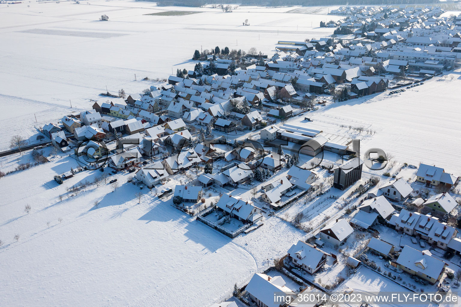 En hiver/neige à le quartier Hayna in Herxheim bei Landau dans le département Rhénanie-Palatinat, Allemagne vue d'en haut