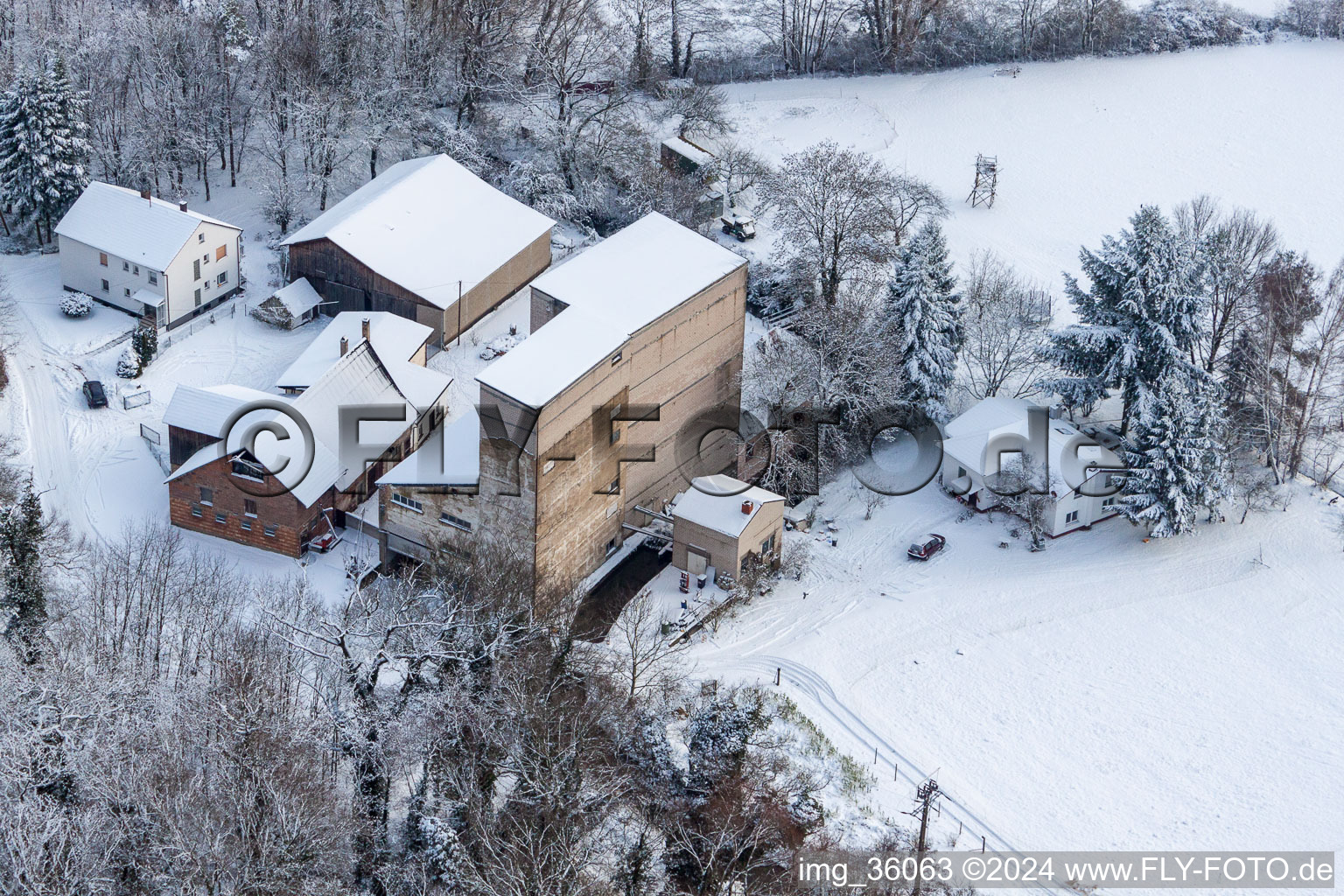 Vue aérienne de Moulin dur à Kandel dans le département Rhénanie-Palatinat, Allemagne