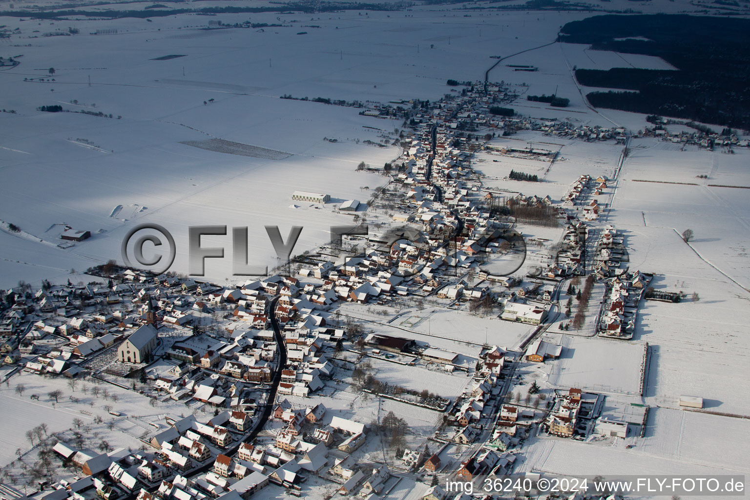 Vue aérienne de Schleithal dans le département Bas Rhin, France