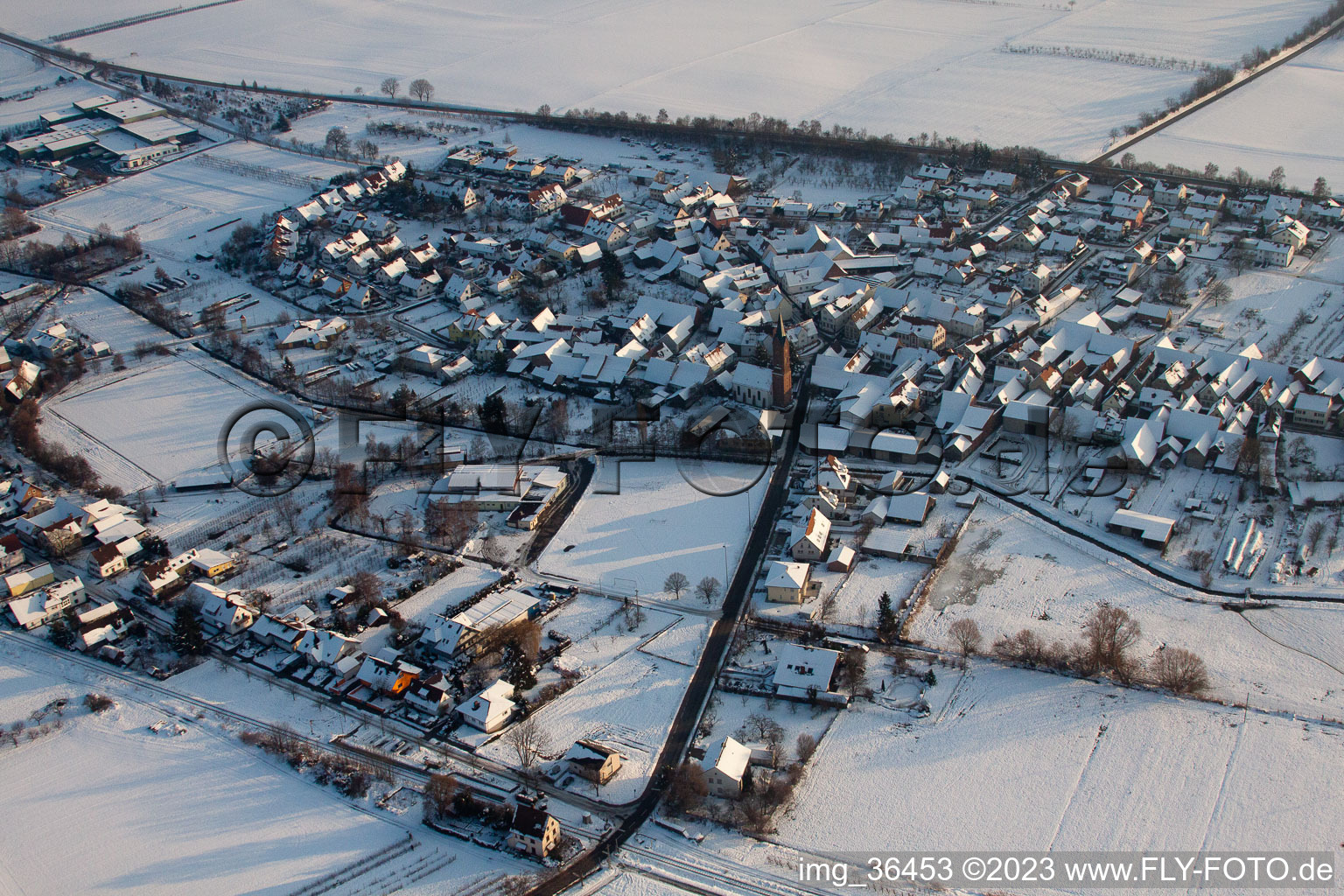 Vue aérienne de En hiver à le quartier Kapellen in Kapellen-Drusweiler dans le département Rhénanie-Palatinat, Allemagne