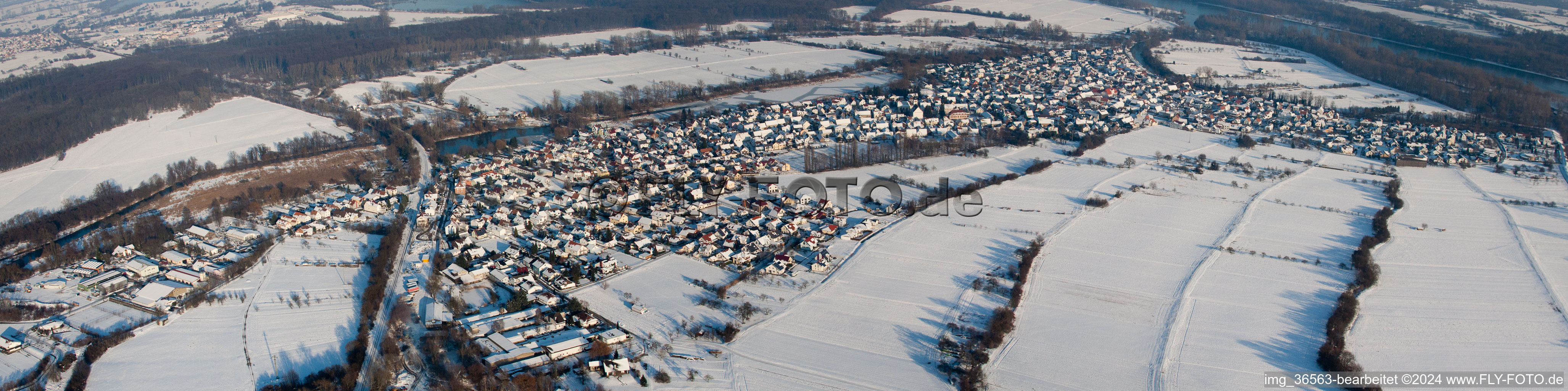 Vue aérienne de Panorama à Neuburg dans le département Rhénanie-Palatinat, Allemagne