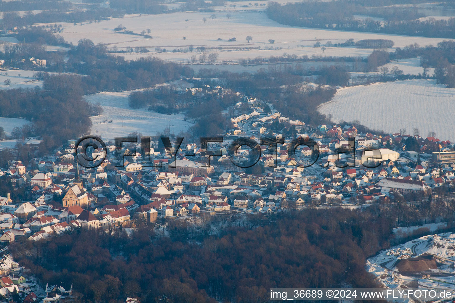 Vue d'oiseau de Lauterbourg dans le département Bas Rhin, France