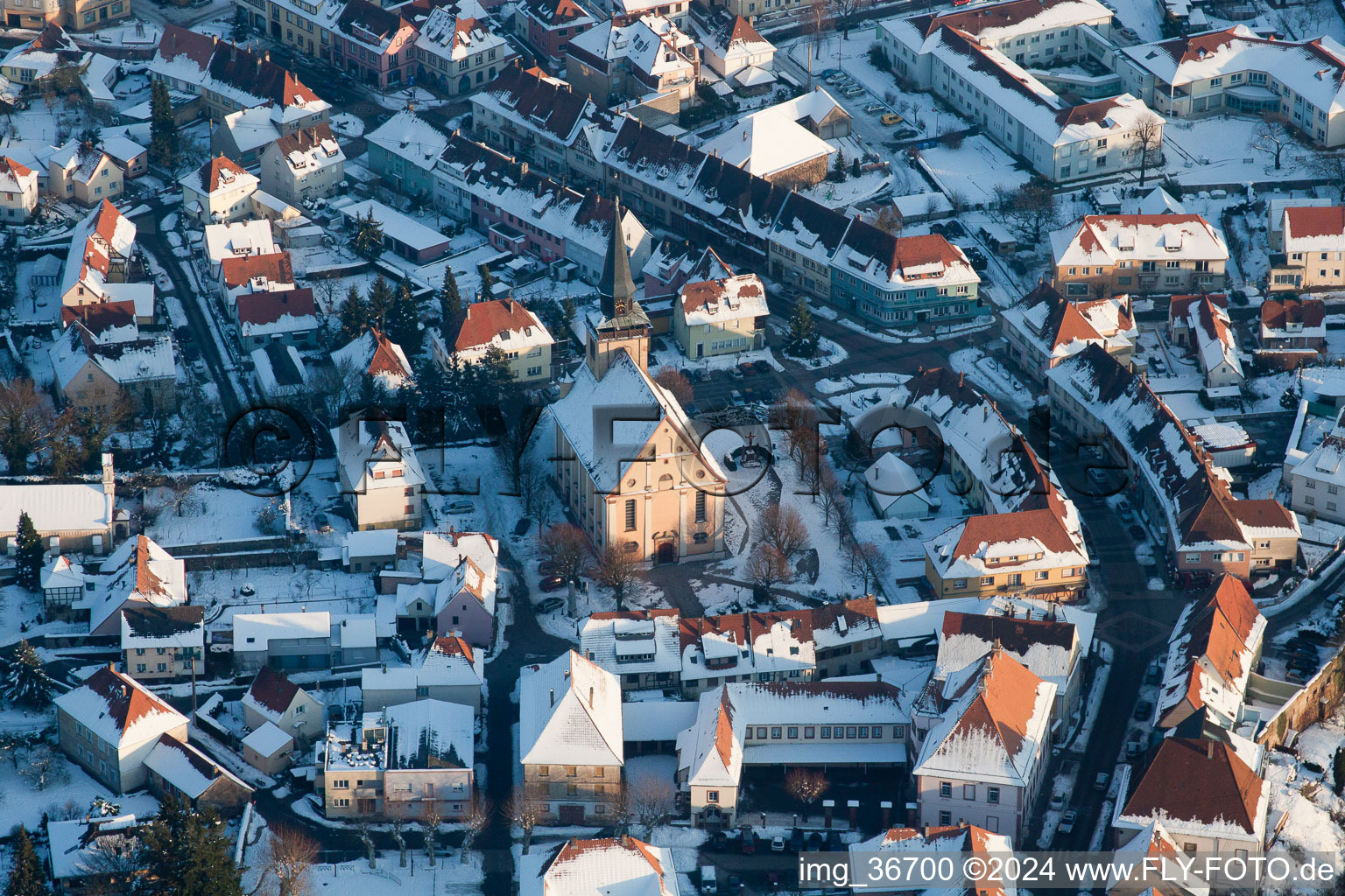 Lauterbourg dans le département Bas Rhin, France du point de vue du drone