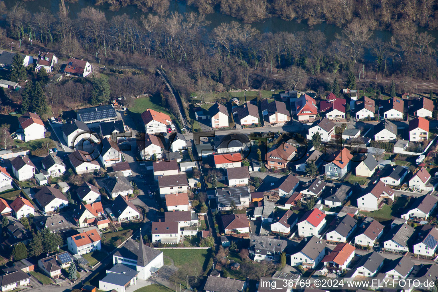 Vue oblique de Lingenfeld dans le département Rhénanie-Palatinat, Allemagne