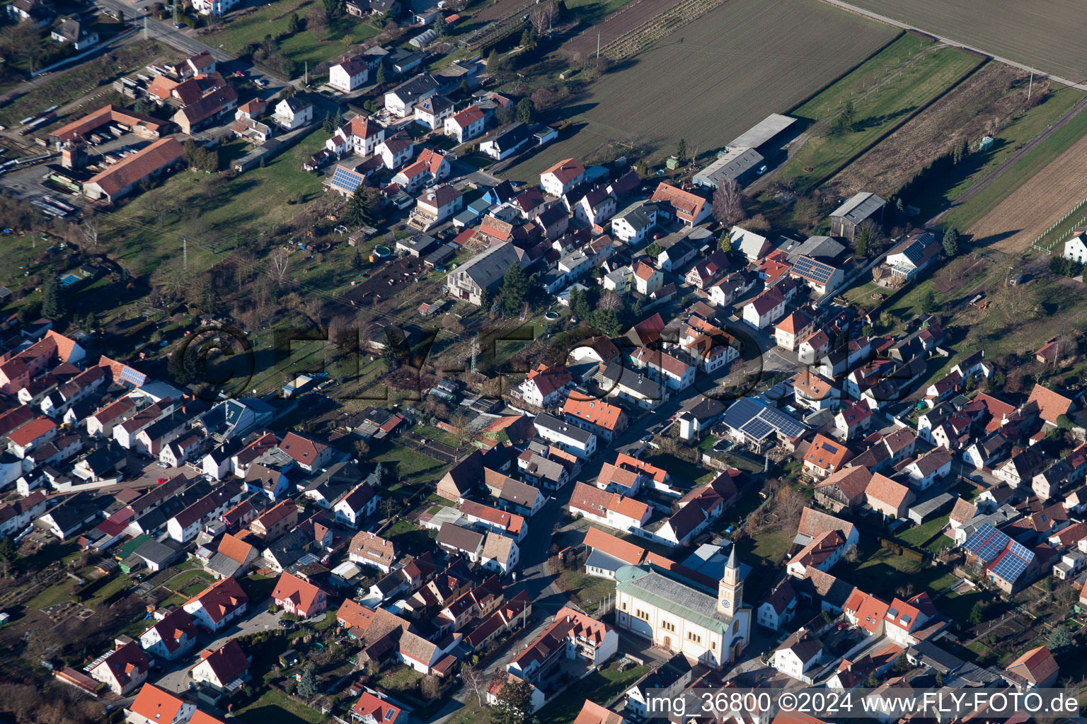 Vue oblique de Lingenfeld dans le département Rhénanie-Palatinat, Allemagne