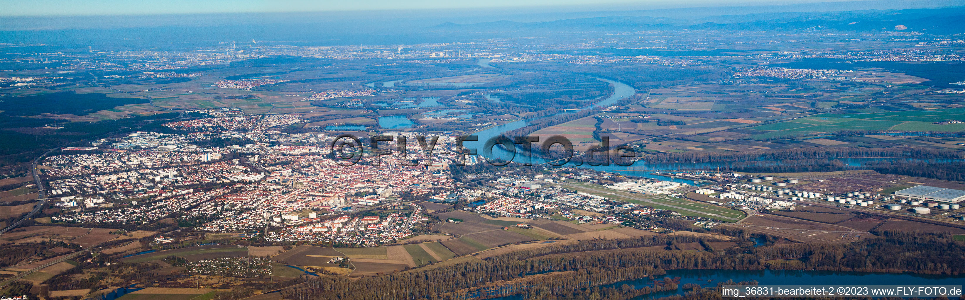 Vue aérienne de Panorama à Speyer dans le département Rhénanie-Palatinat, Allemagne