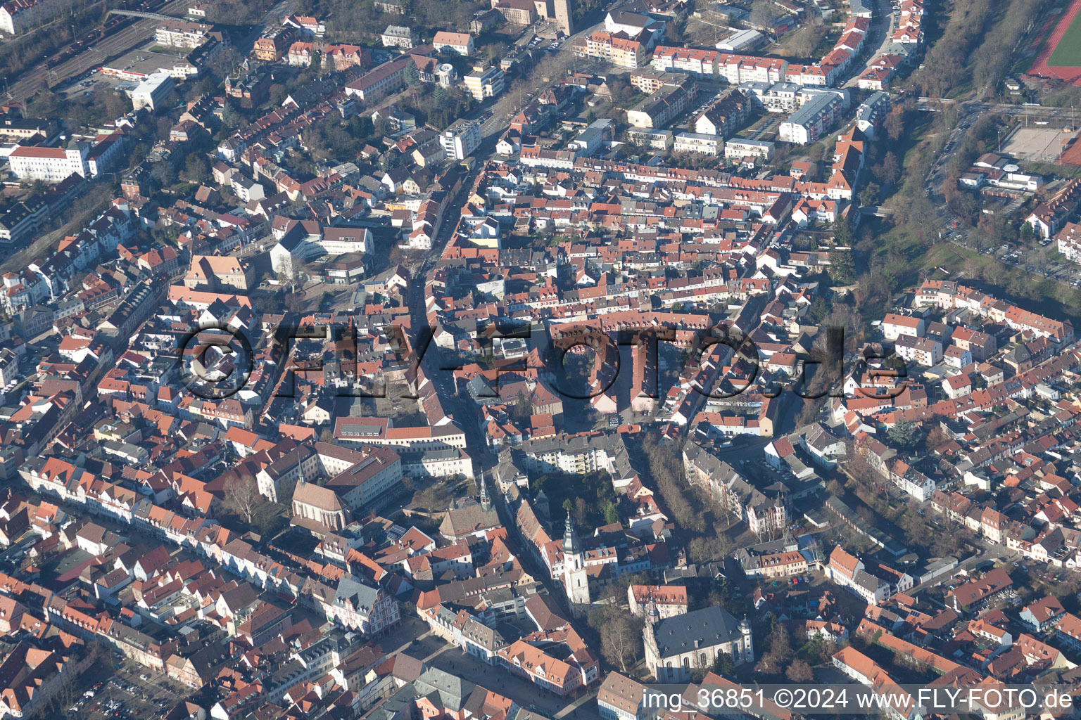 Vue d'oiseau de Speyer dans le département Rhénanie-Palatinat, Allemagne