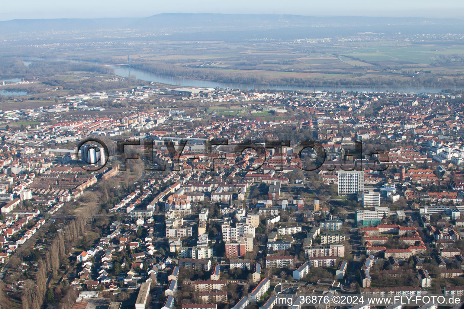 Speyer dans le département Rhénanie-Palatinat, Allemagne vue du ciel