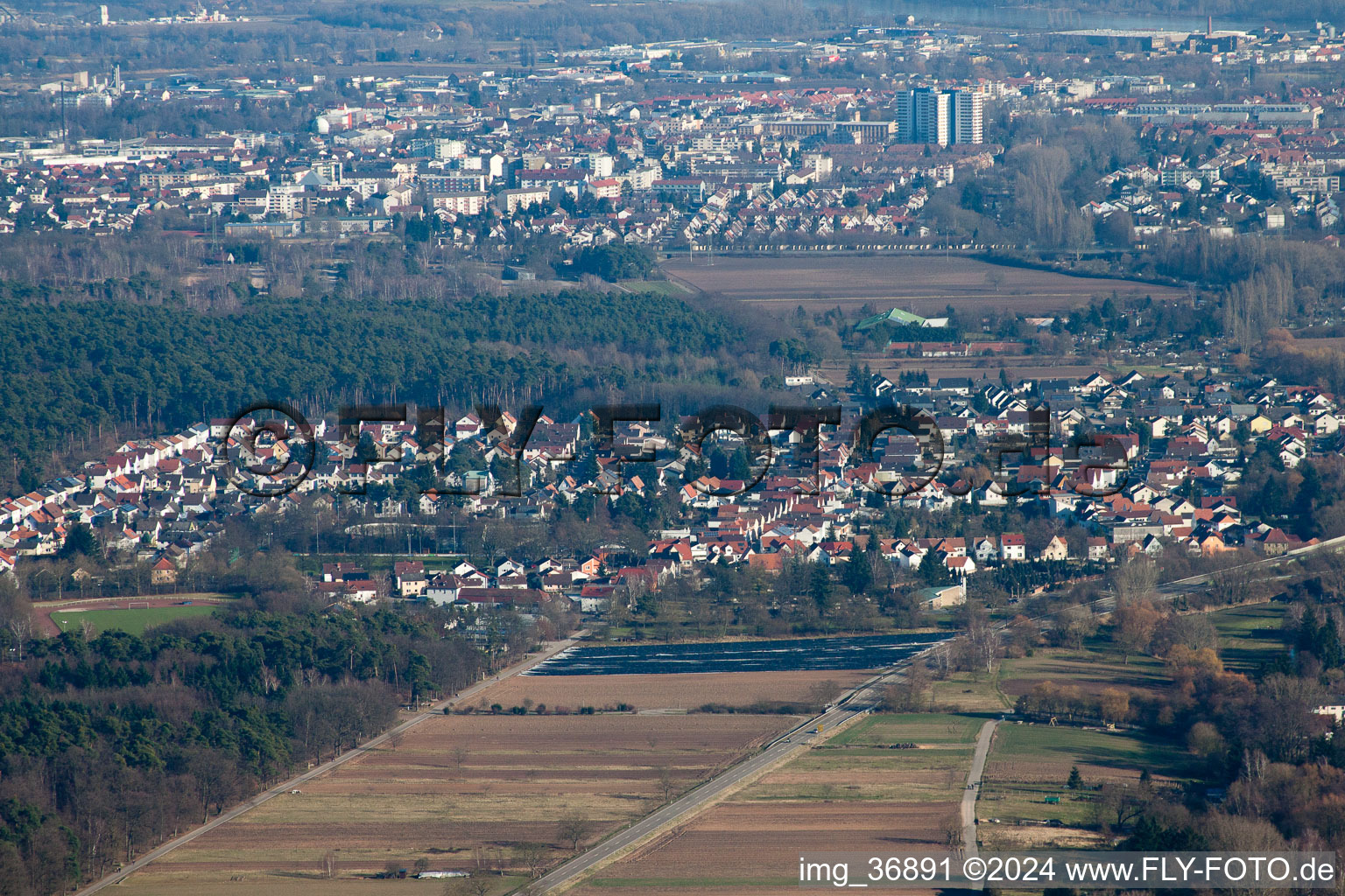 Vue aérienne de De l'ouest à Dudenhofen dans le département Rhénanie-Palatinat, Allemagne