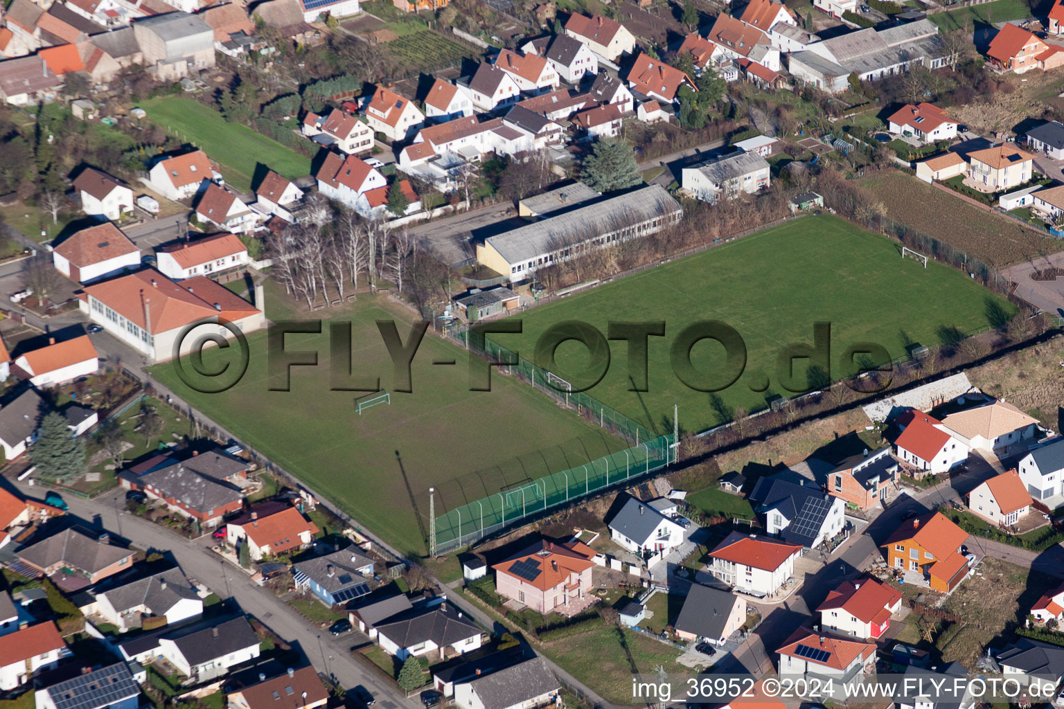 Gommersheim dans le département Rhénanie-Palatinat, Allemagne vue d'en haut