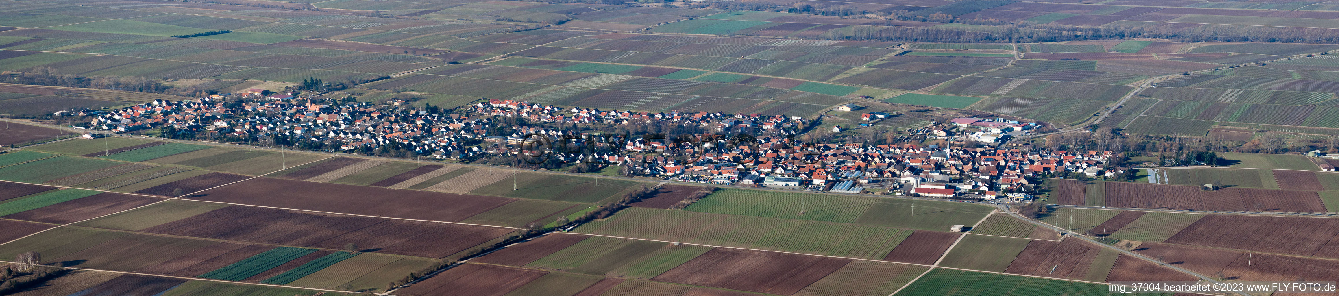 Vue aérienne de Panorama à Hochstadt dans le département Rhénanie-Palatinat, Allemagne