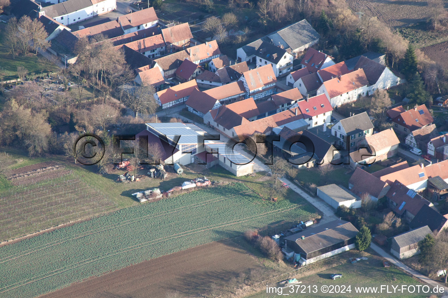 Vollmersweiler dans le département Rhénanie-Palatinat, Allemagne depuis l'avion