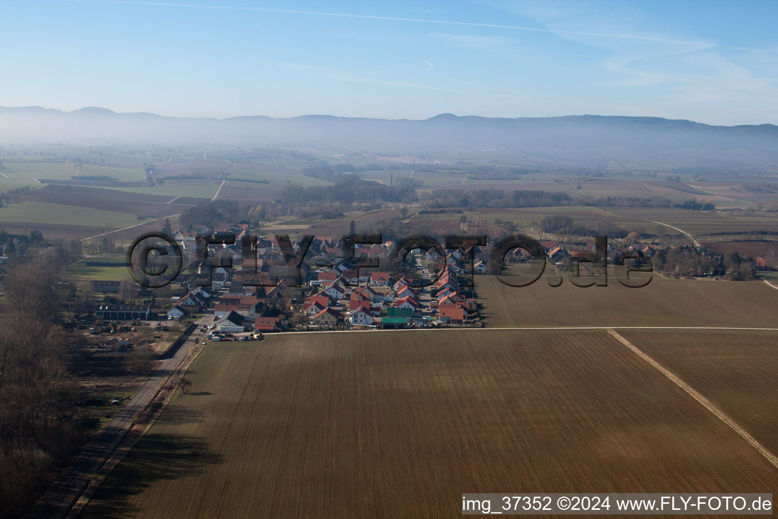 Quartier Kleinsteinfeld in Niederotterbach dans le département Rhénanie-Palatinat, Allemagne vu d'un drone