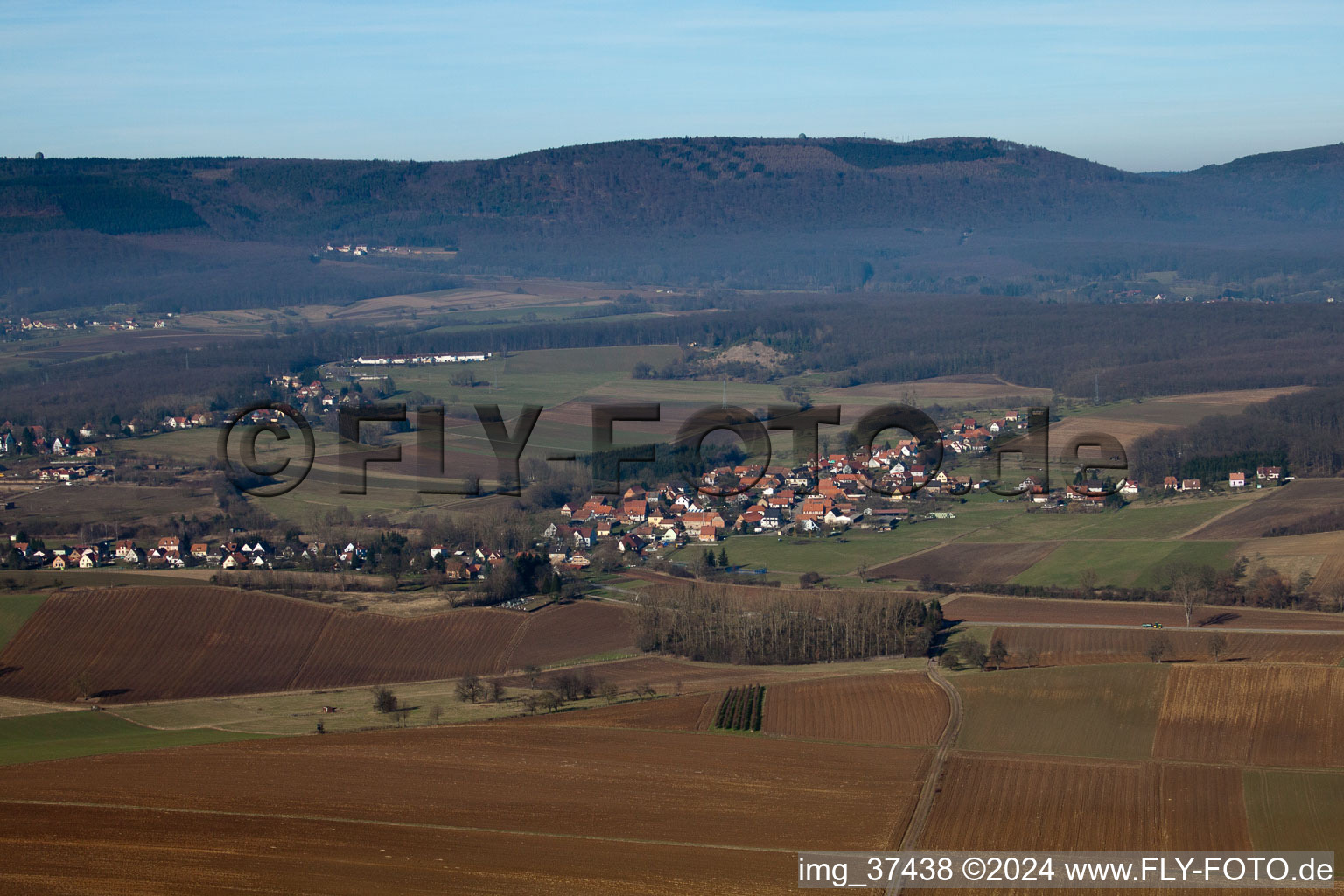 Image drone de Kutzenhausen dans le département Bas Rhin, France