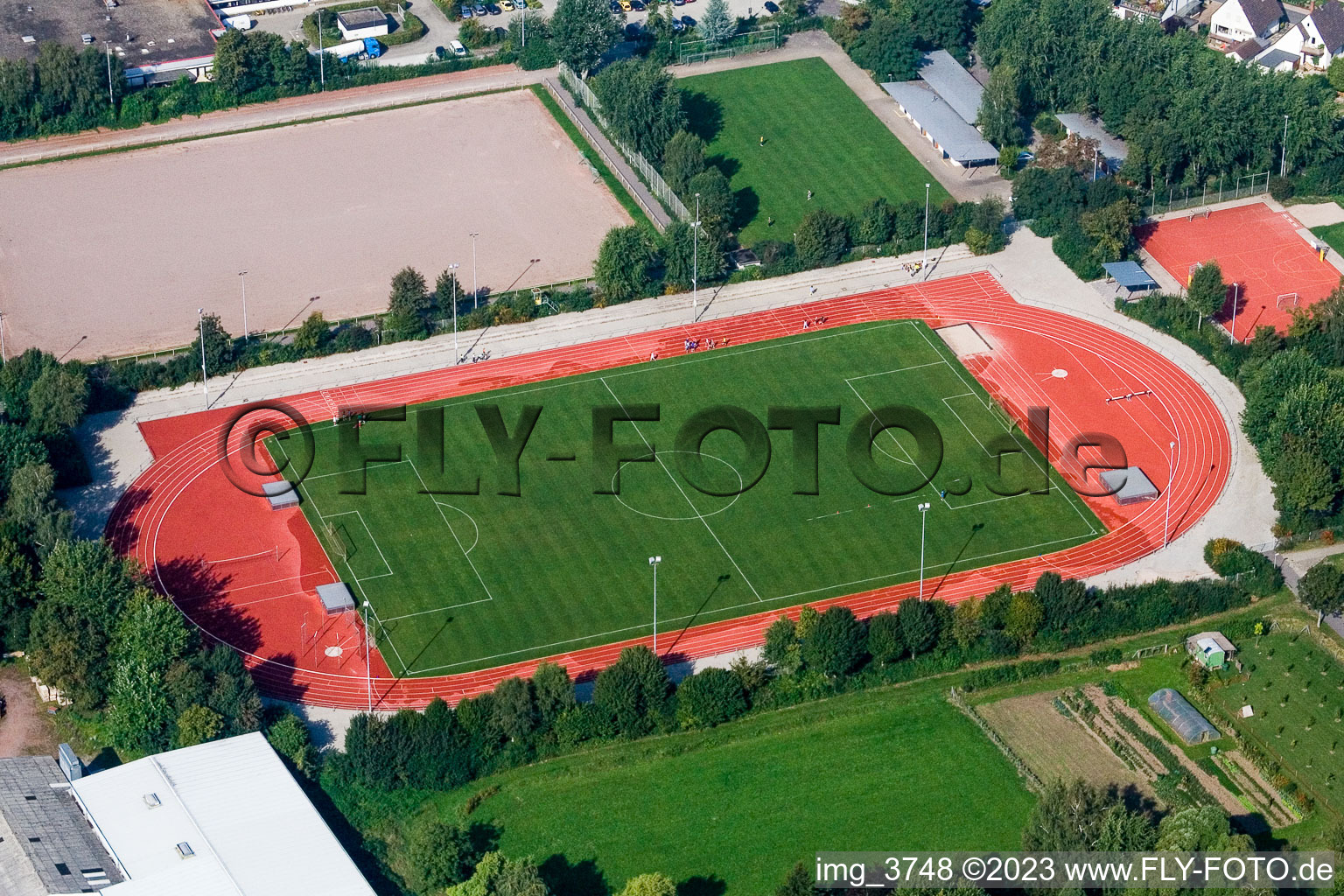 Vue aérienne de Quartier Herxheim in Herxheim bei Landau dans le département Rhénanie-Palatinat, Allemagne