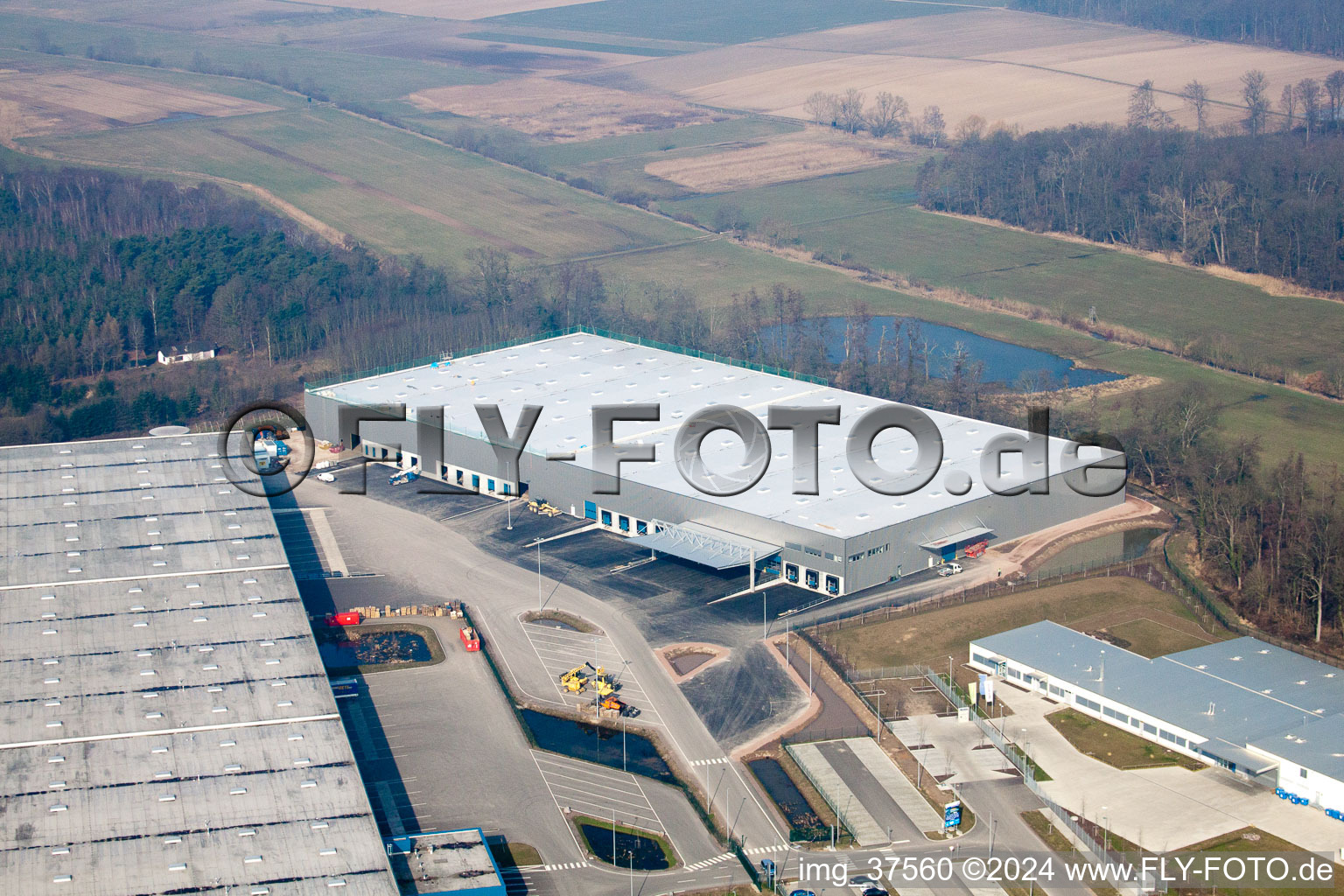 Zone commerciale Horst, 3ème phase de construction Gazely à le quartier Minderslachen in Kandel dans le département Rhénanie-Palatinat, Allemagne d'en haut