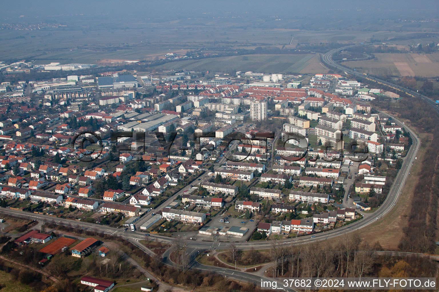 Landau in der Pfalz dans le département Rhénanie-Palatinat, Allemagne hors des airs