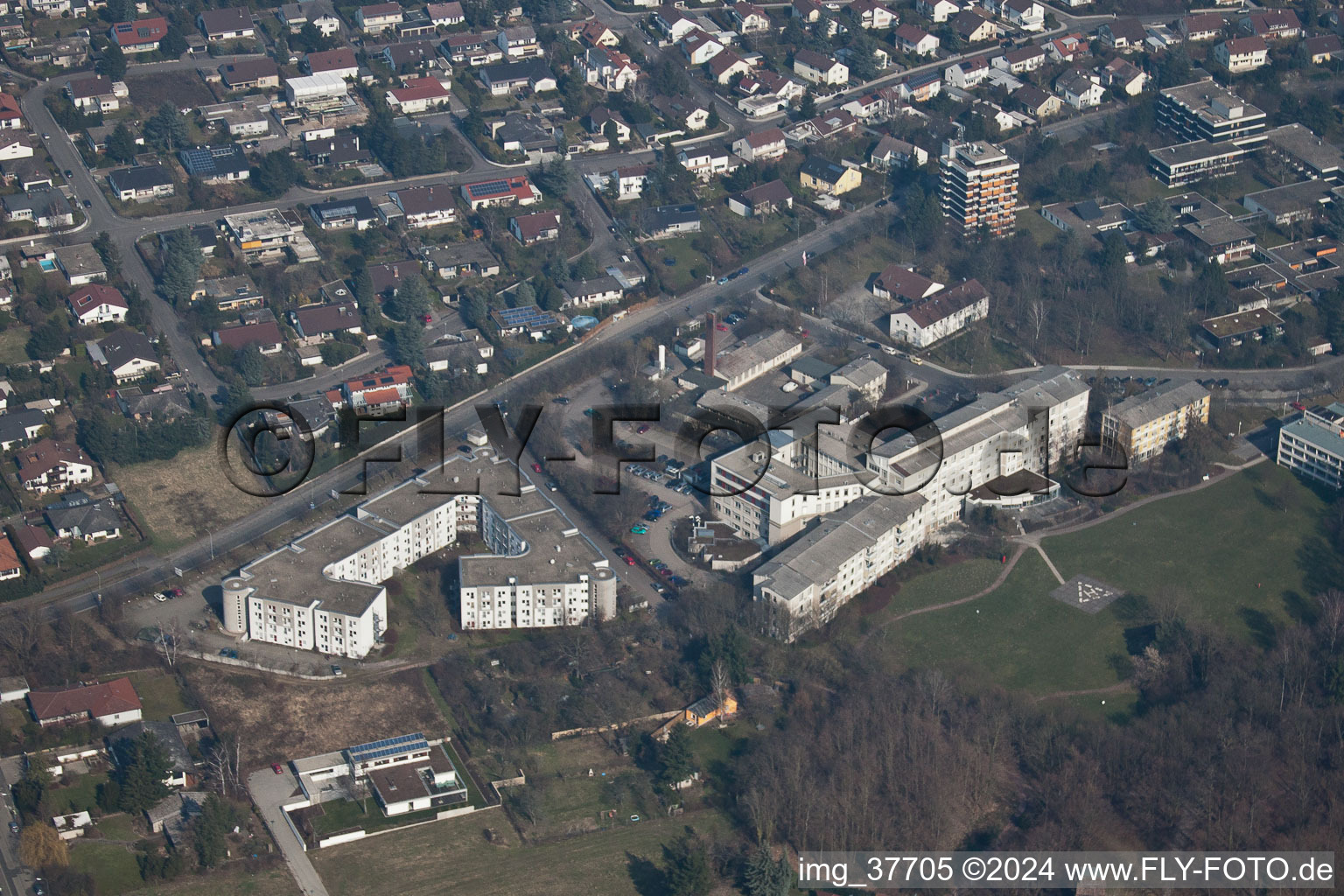 Vue aérienne de Klinikum Landau-Südliche Weinstr à Landau in der Pfalz dans le département Rhénanie-Palatinat, Allemagne