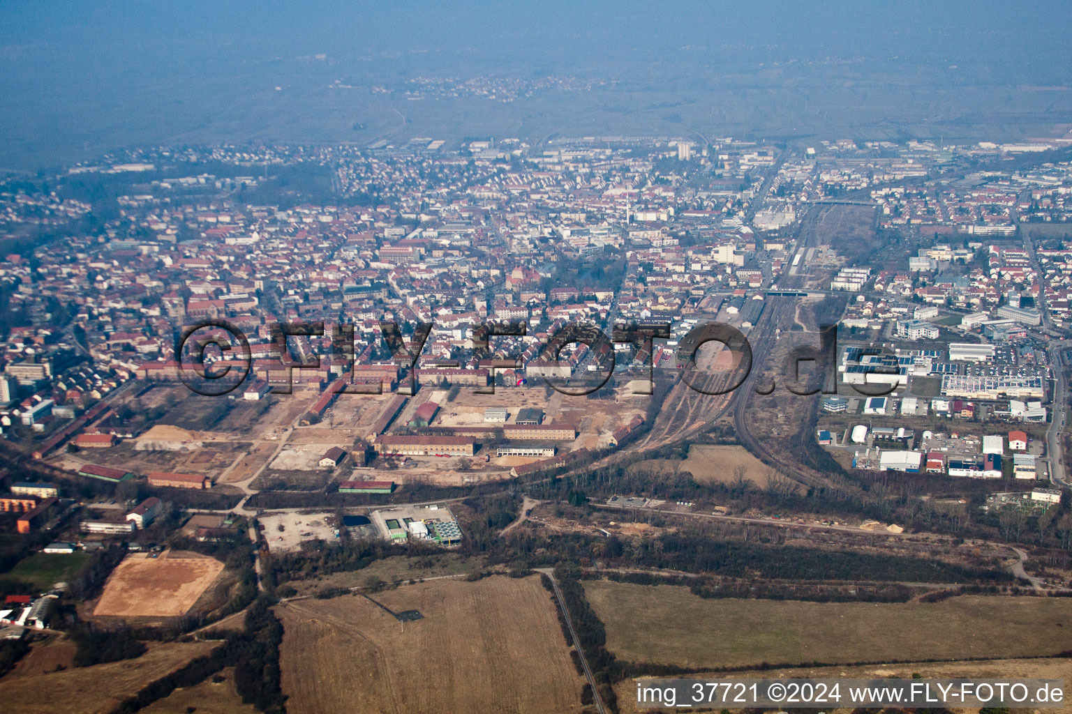 Photographie aérienne de Zone de transformation Cornichonstr à Landau in der Pfalz dans le département Rhénanie-Palatinat, Allemagne