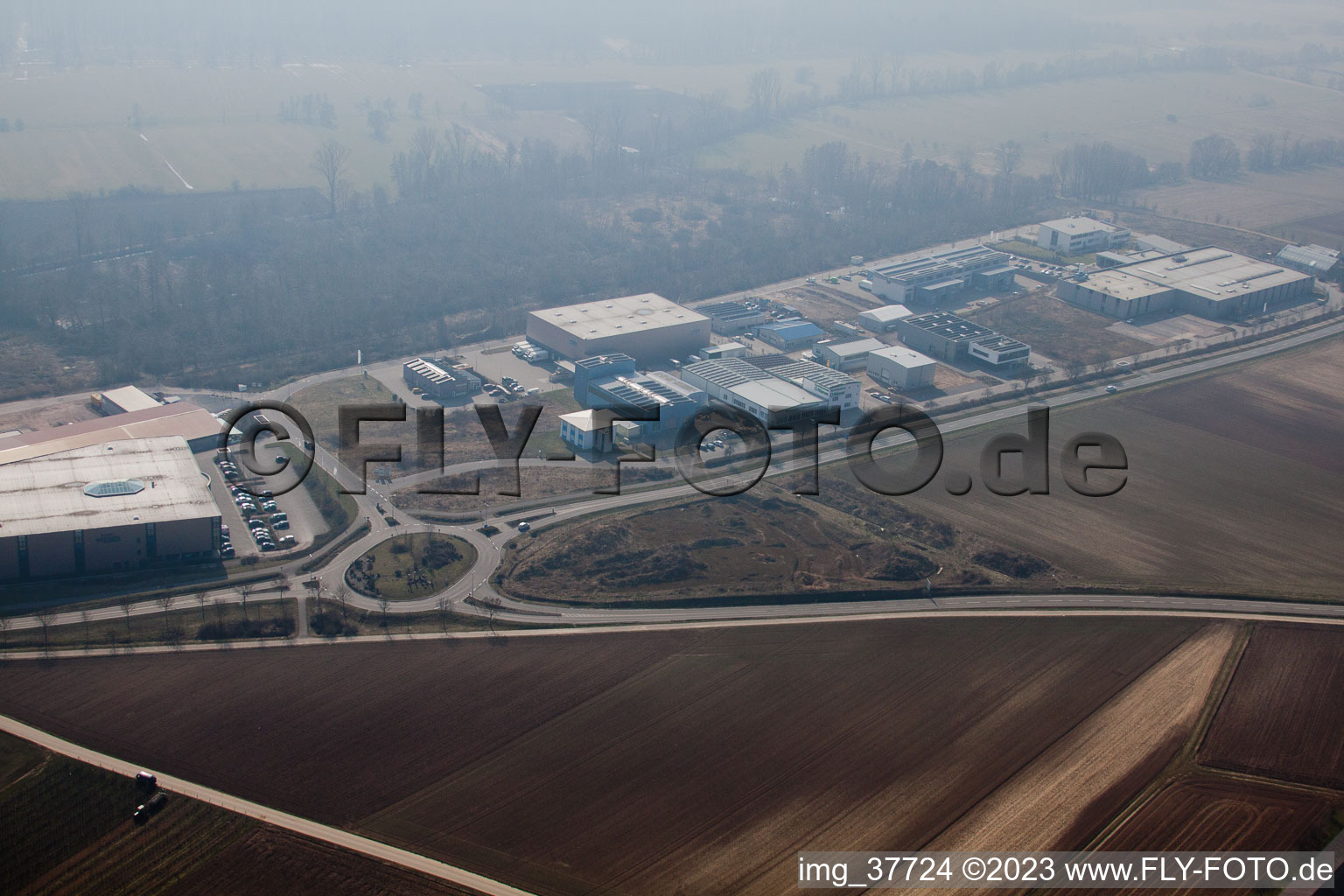 Vue aérienne de Parc industriel de l'Ouest à le quartier Herxheim in Herxheim bei Landau dans le département Rhénanie-Palatinat, Allemagne