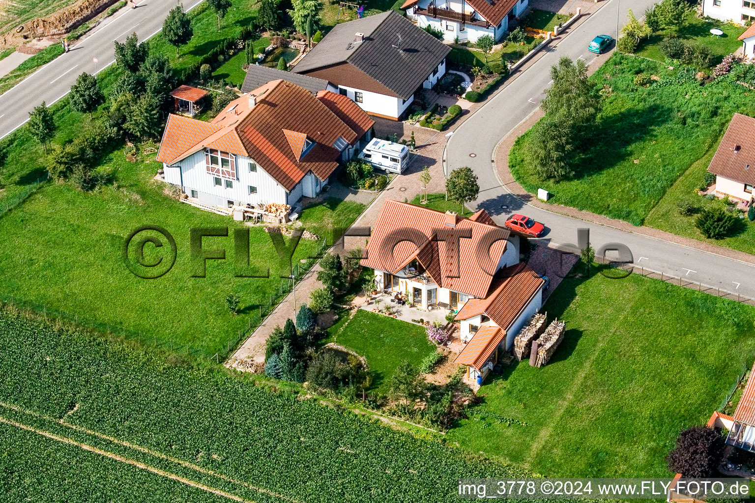 Klingbachstr. à Steinweiler dans le département Rhénanie-Palatinat, Allemagne d'en haut