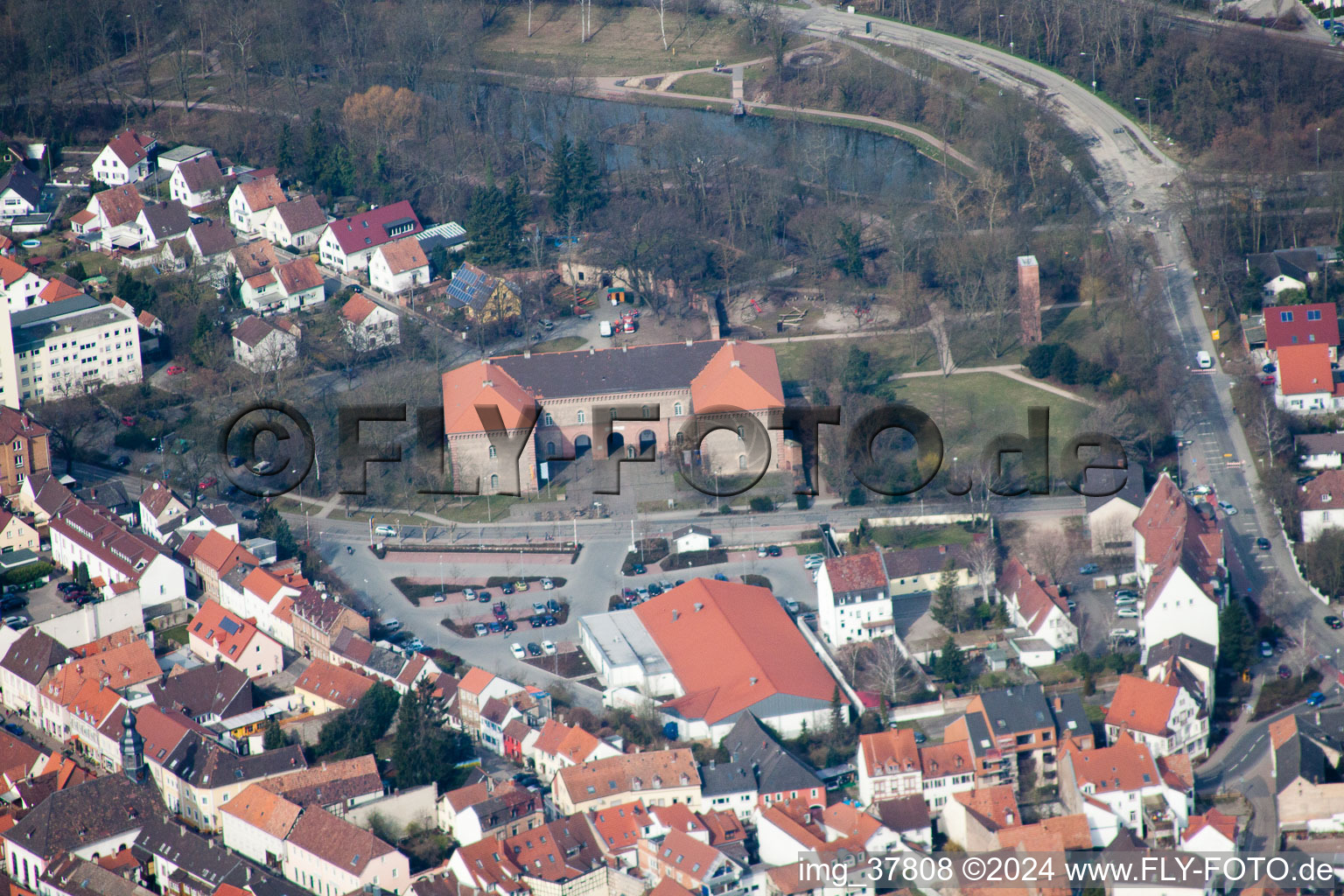 Vue d'oiseau de Germersheim dans le département Rhénanie-Palatinat, Allemagne