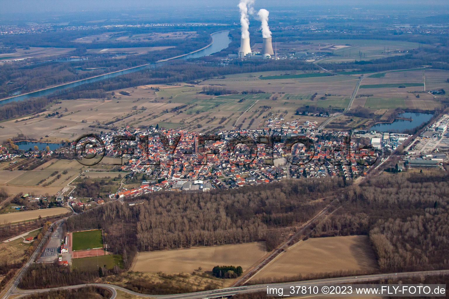 Vue aérienne de Quartier Rheinsheim in Philippsburg dans le département Bade-Wurtemberg, Allemagne
