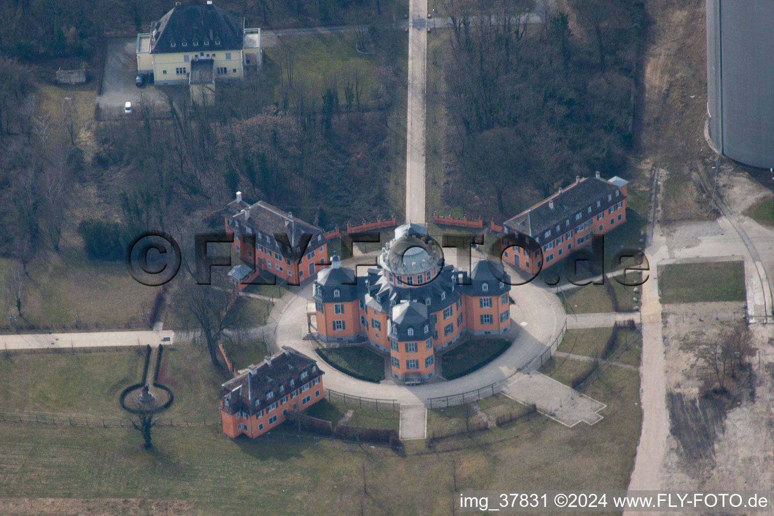 Vue aérienne de Palais de l'Ermitage Waghäusel dans le quartier de Wiesental à Waghäusel dans le département Bade-Wurtemberg, Allemagne