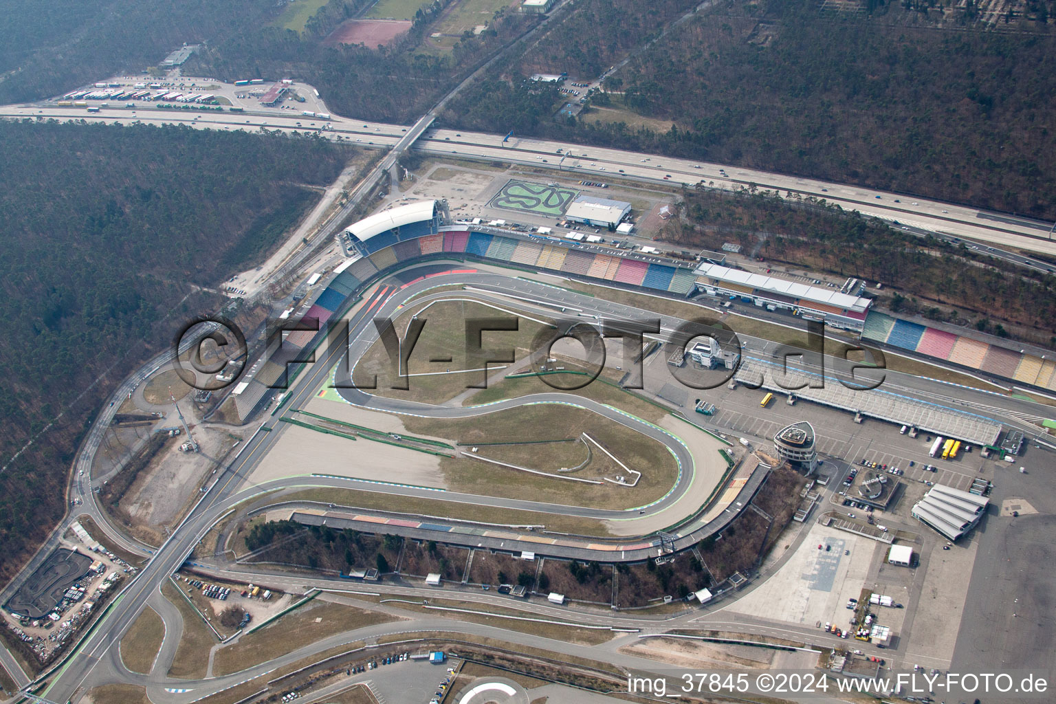 Motodrome à Hockenheim dans le département Bade-Wurtemberg, Allemagne d'un drone