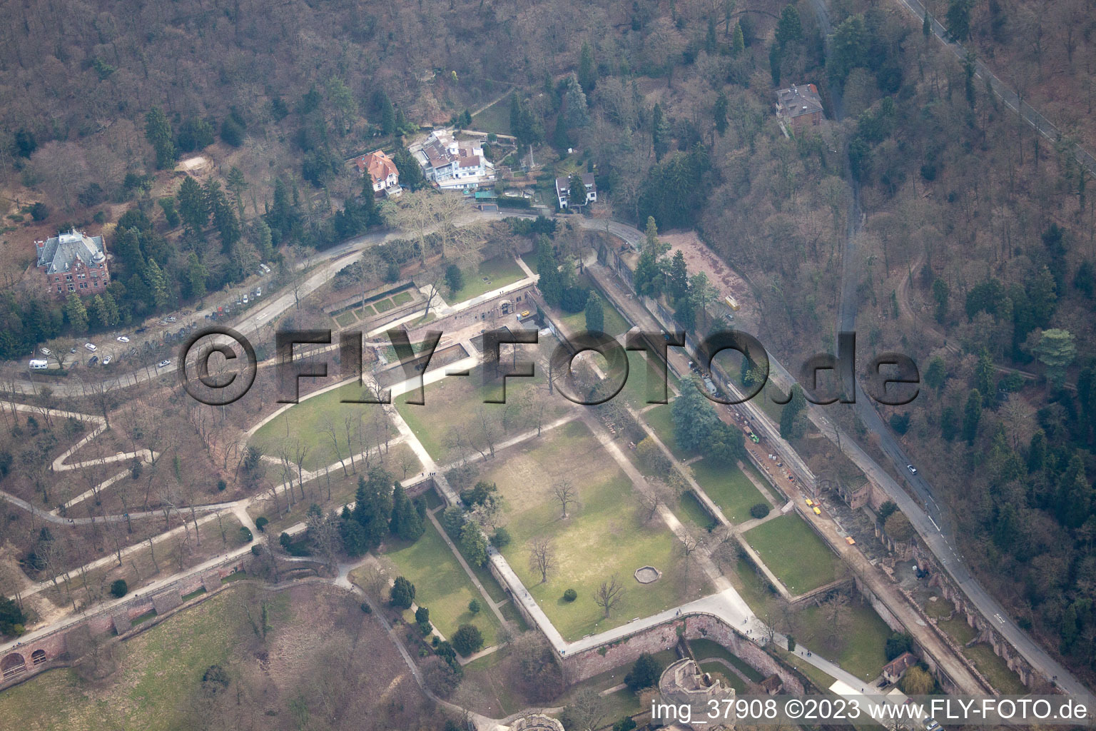 Vue aérienne de Jardin du château à le quartier Kernaltstadt in Heidelberg dans le département Bade-Wurtemberg, Allemagne