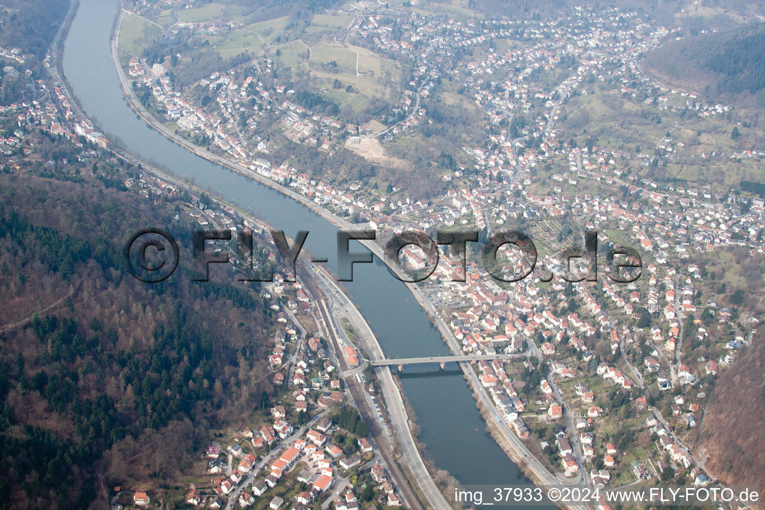 Quartier Ziegelhausen in Heidelberg dans le département Bade-Wurtemberg, Allemagne d'en haut