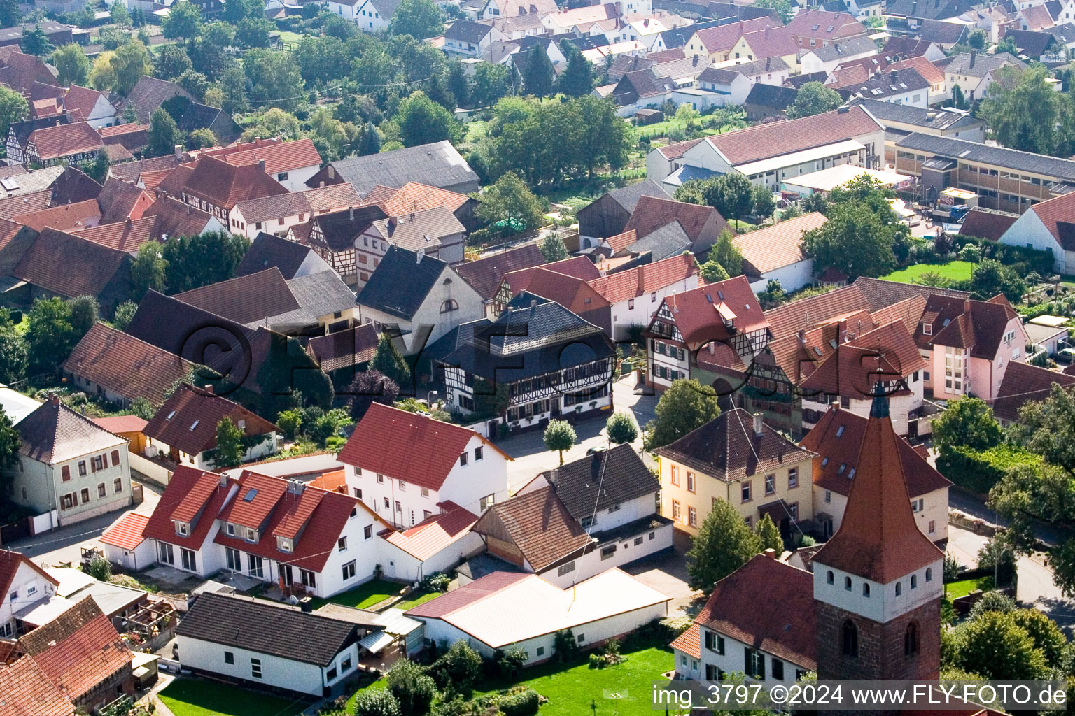 Image drone de Minfeld dans le département Rhénanie-Palatinat, Allemagne