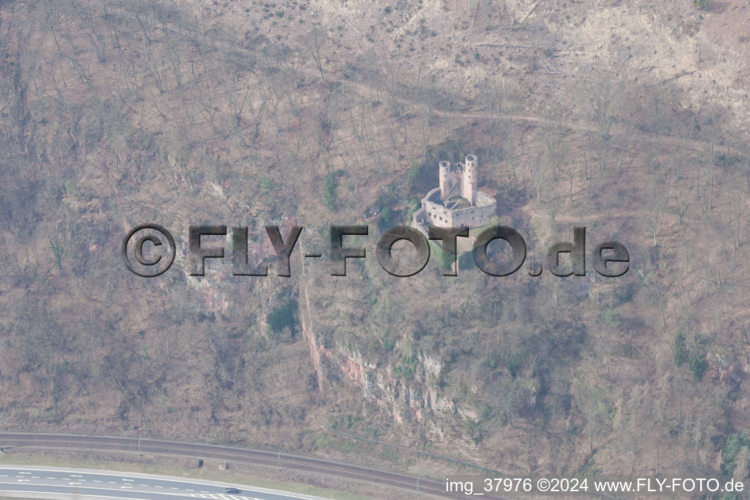 Vue oblique de Nid d'hirondelle à Neckarsteinach dans le département Hesse, Allemagne