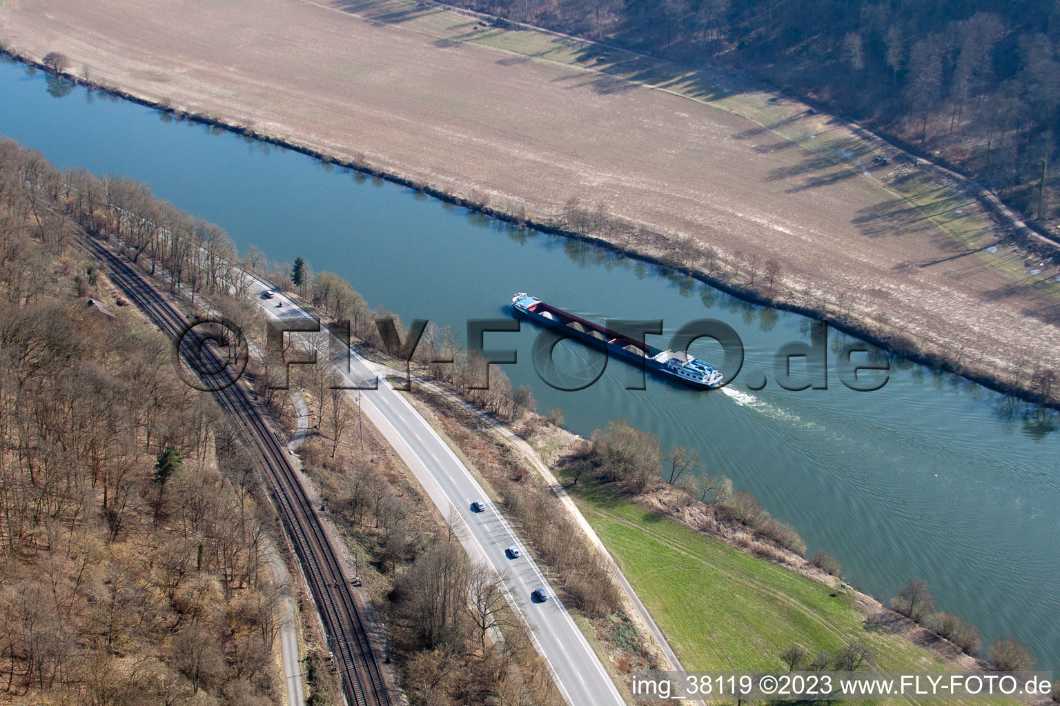 Zwingenberg dans le département Bade-Wurtemberg, Allemagne d'un drone