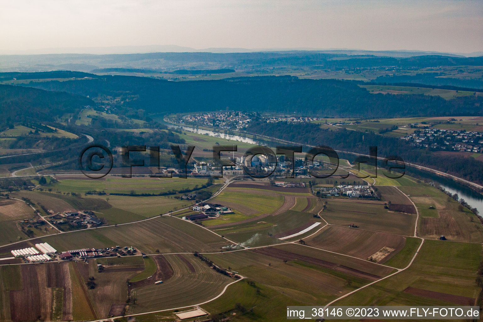 Photographie aérienne de Centrale nucléaire Obrigheim - toujours sur le réseau à Obrigheim dans le département Bade-Wurtemberg, Allemagne