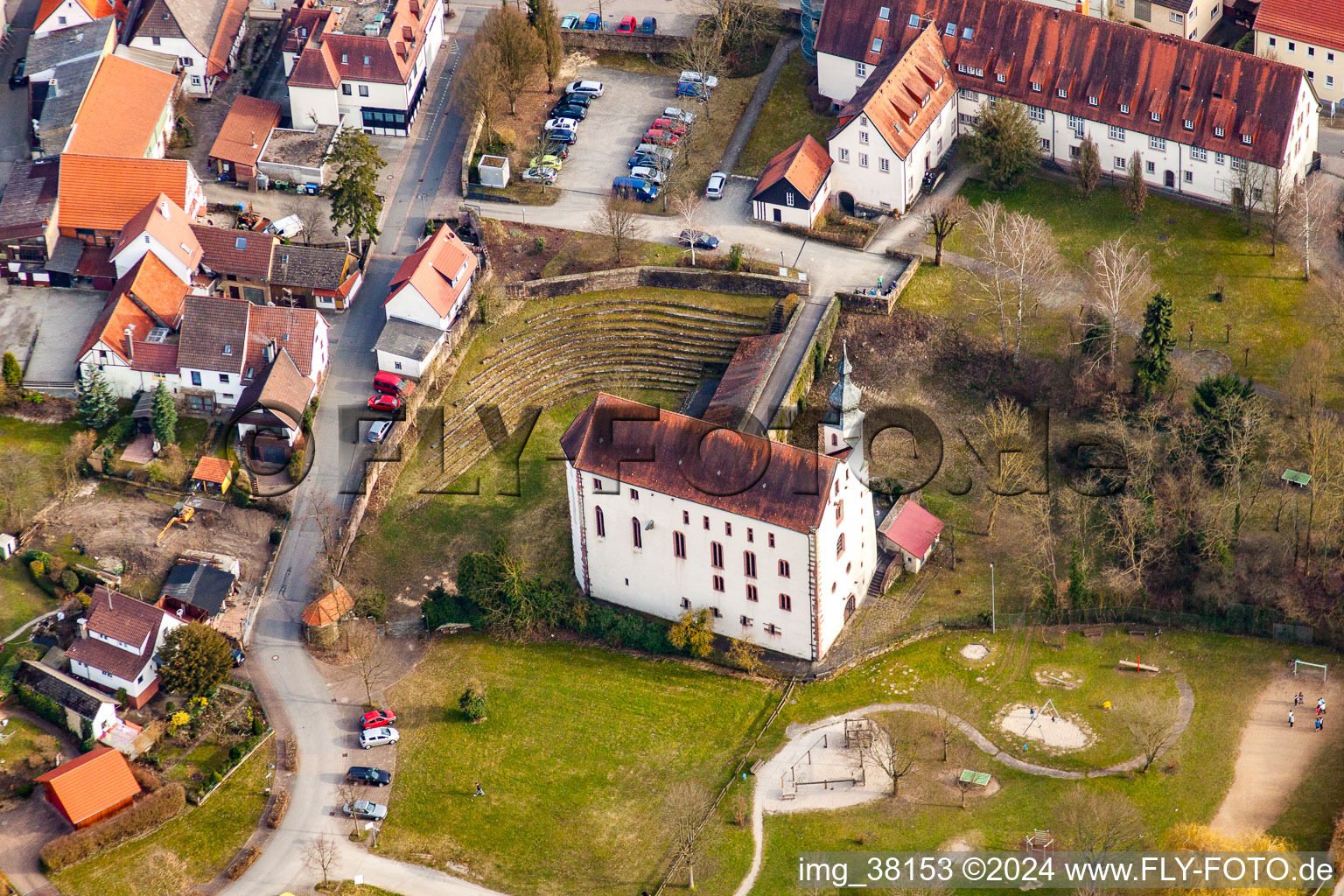 Vue aérienne de Chapelle Temple Maison Neckarelz à le quartier Neckarelz in Mosbach dans le département Bade-Wurtemberg, Allemagne