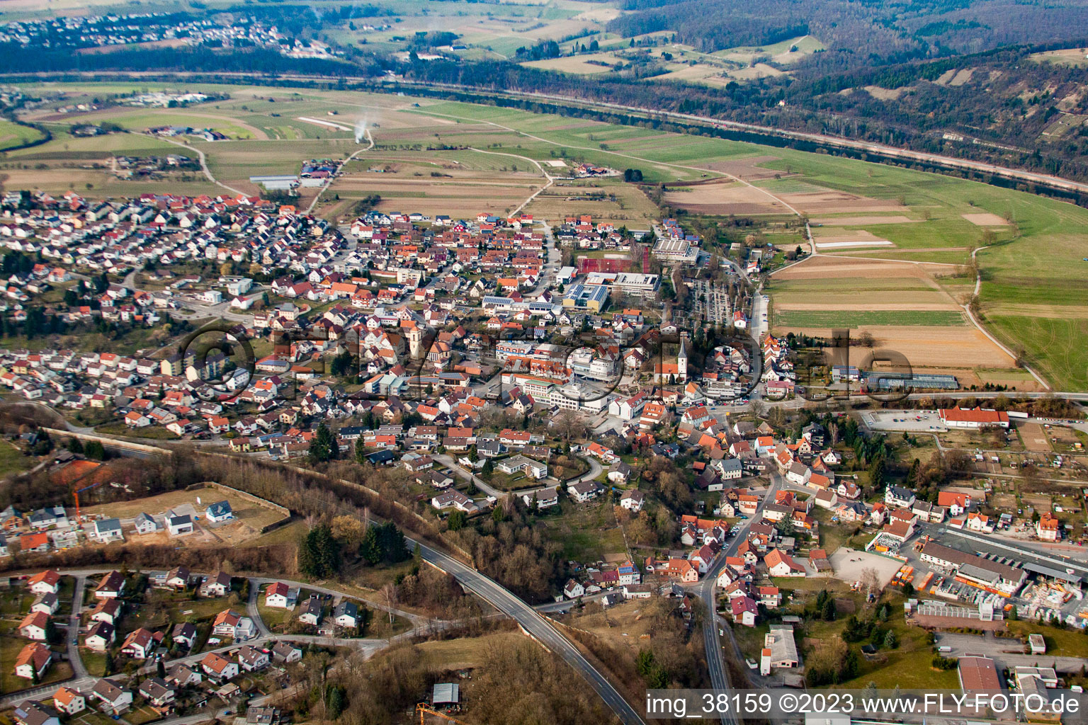Vue aérienne de Obrigheim dans le département Bade-Wurtemberg, Allemagne