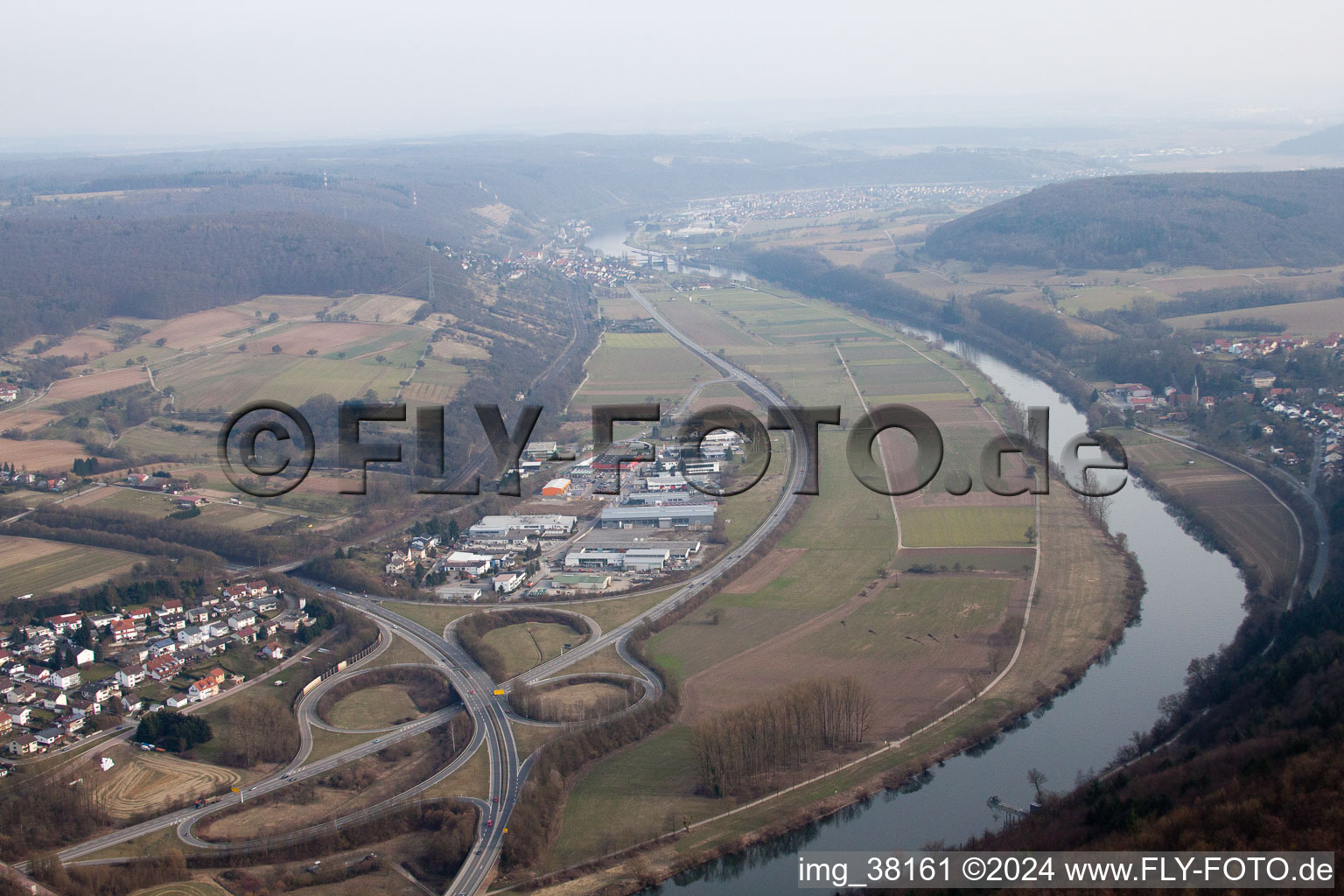 Vue aérienne de Finkenhof à Haßmersheim dans le département Bade-Wurtemberg, Allemagne