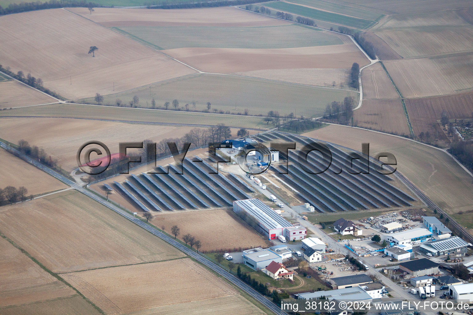 Obergimpern dans le département Bade-Wurtemberg, Allemagne depuis l'avion