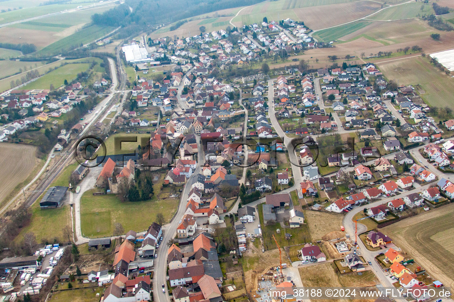 Vue aérienne de Du nord-est à le quartier Grombach in Bad Rappenau dans le département Bade-Wurtemberg, Allemagne