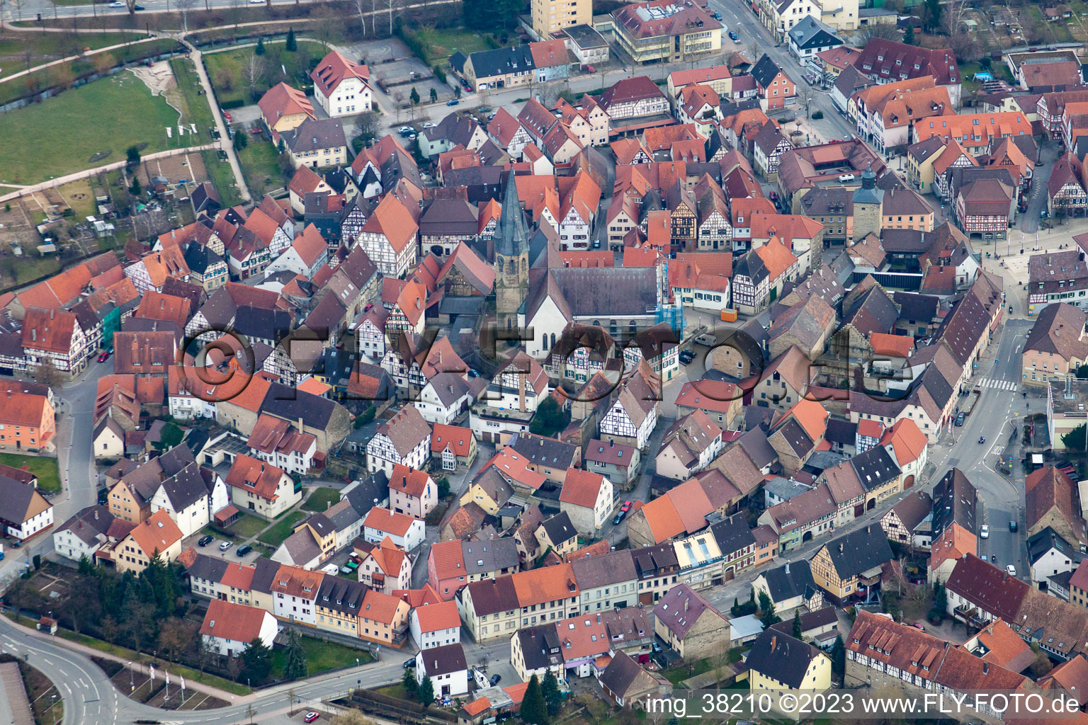 Vue aérienne de Eppingen dans le département Bade-Wurtemberg, Allemagne