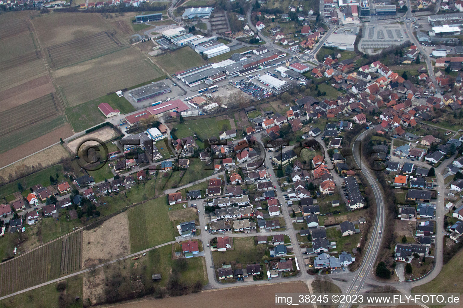 Vue aérienne de Oberderdingen dans le département Bade-Wurtemberg, Allemagne