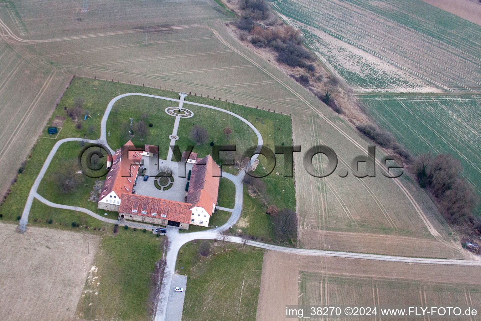 Vue oblique de Schwarzerdhof à Großvillars dans le département Bade-Wurtemberg, Allemagne