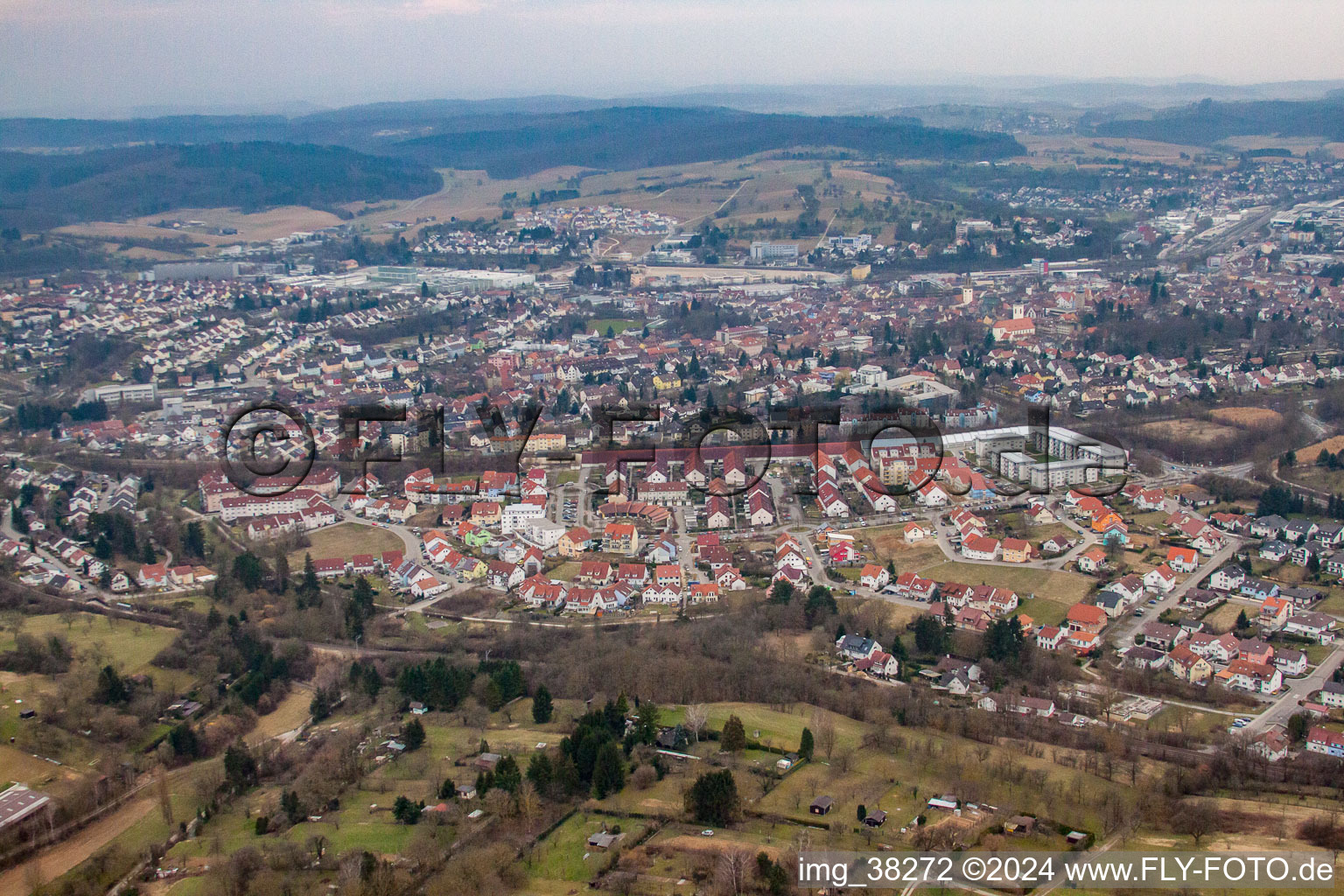 Vue aérienne de Tas de cuivre à le quartier Gölshausen in Bretten dans le département Bade-Wurtemberg, Allemagne