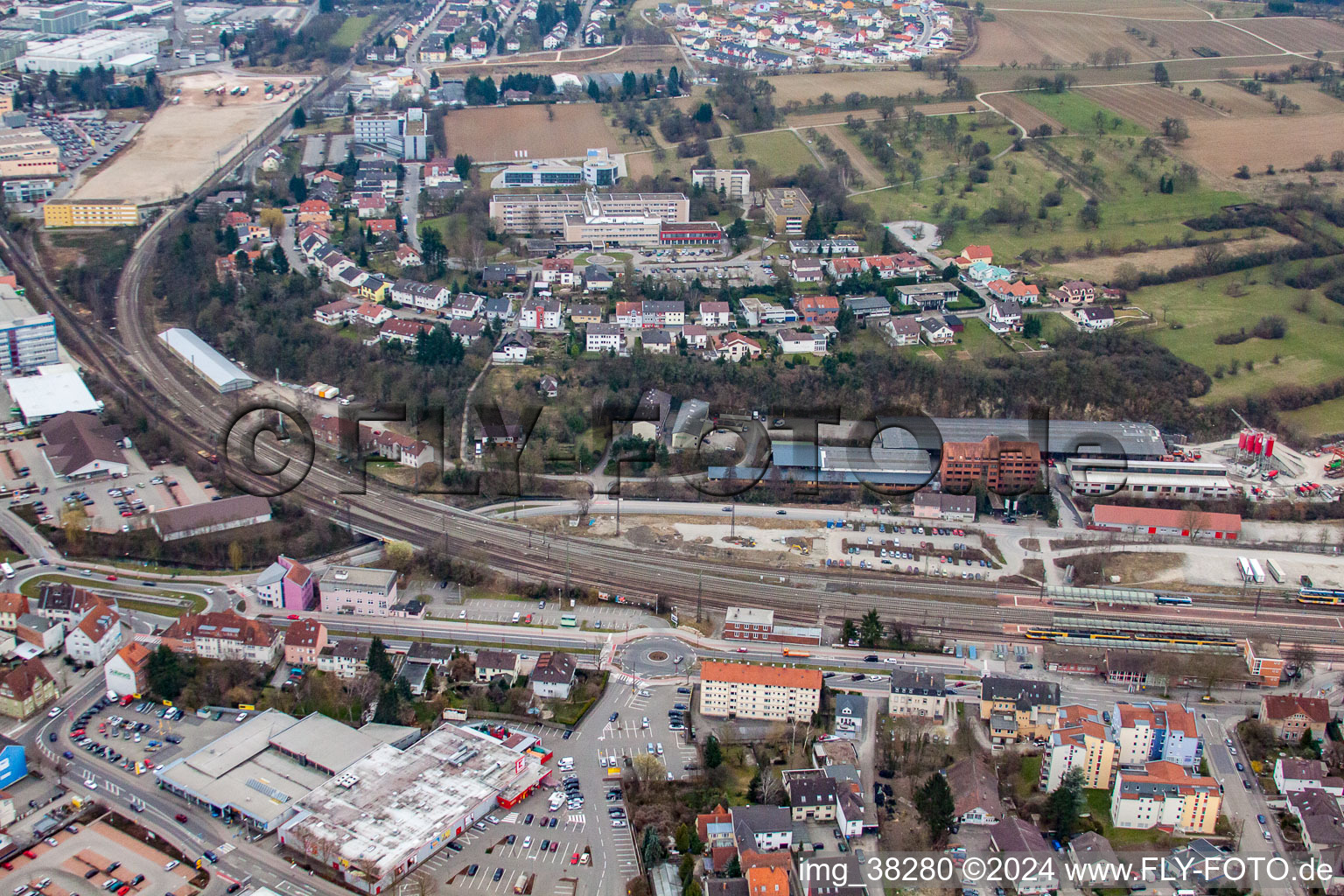 Vue aérienne de Bahnhofstr. à Bretten dans le département Bade-Wurtemberg, Allemagne