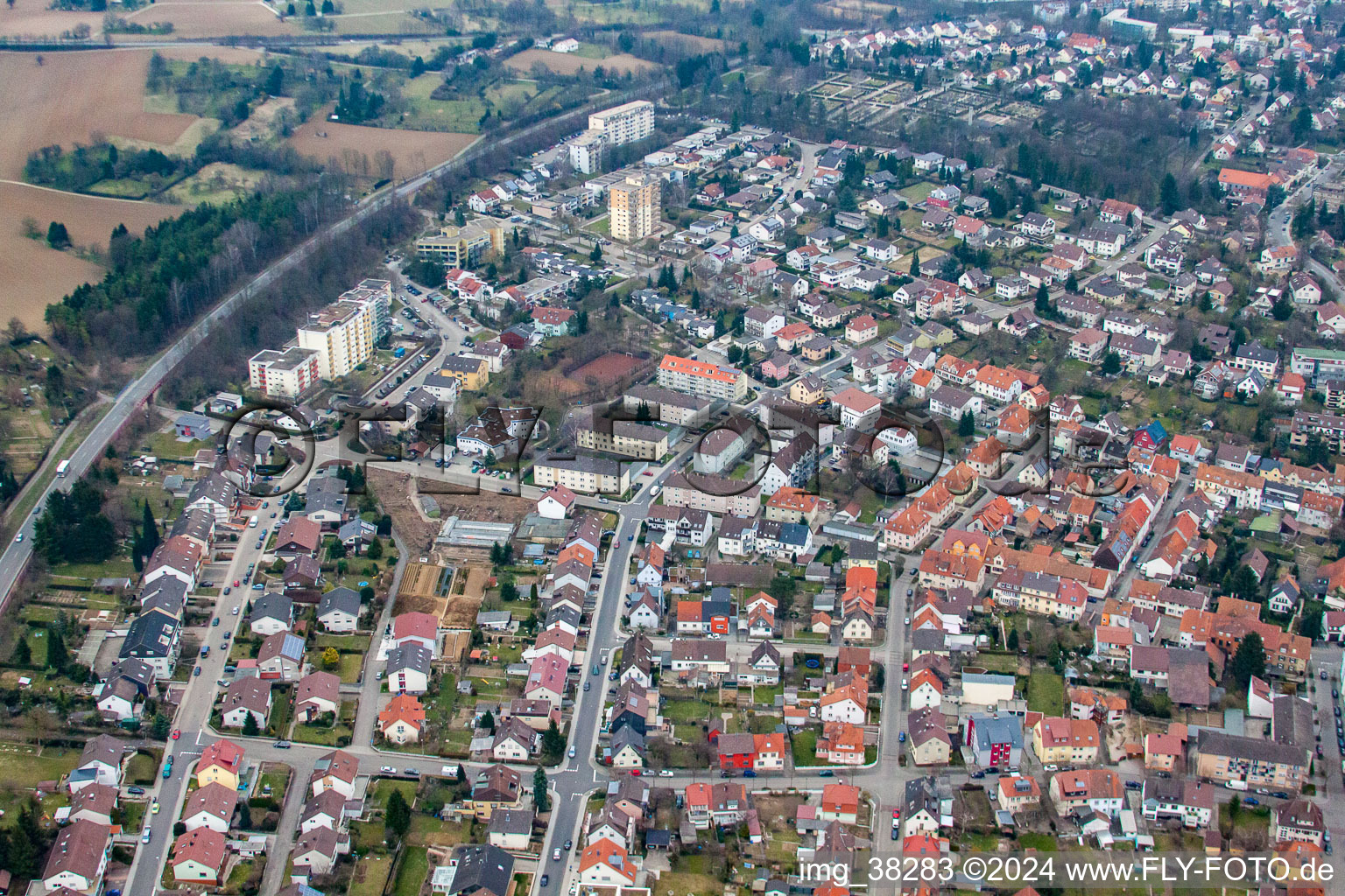 Vue aérienne de Dans le jeu de société à Bretten dans le département Bade-Wurtemberg, Allemagne