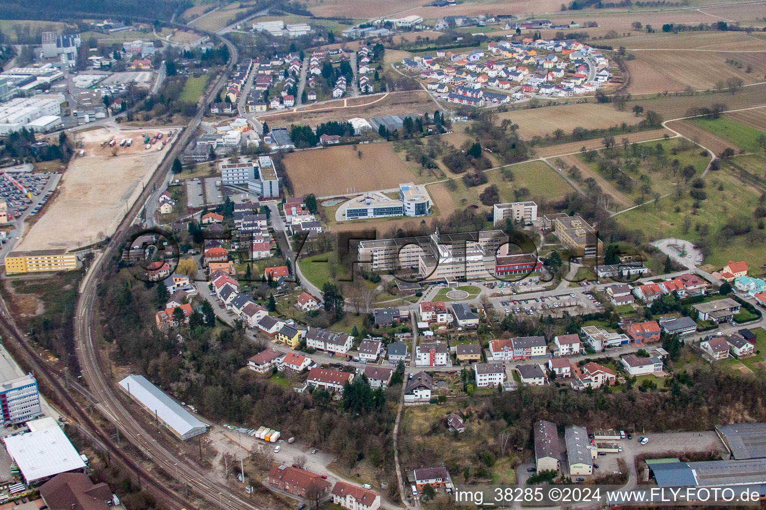 Vue aérienne de Clinique Rechberg pour la médecine intensive à Bretten dans le département Bade-Wurtemberg, Allemagne