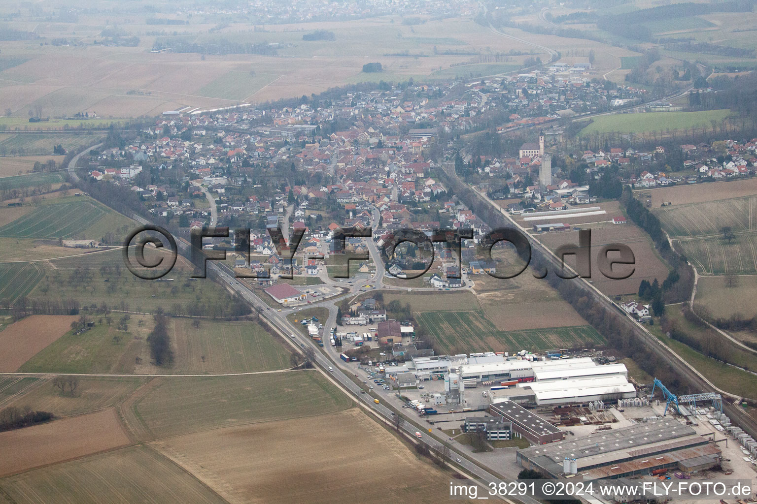 Gondelsheim dans le département Bade-Wurtemberg, Allemagne d'un drone