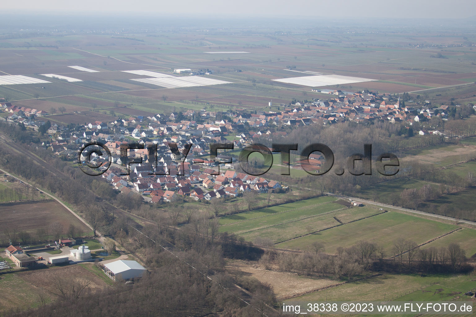 Winden dans le département Rhénanie-Palatinat, Allemagne d'un drone