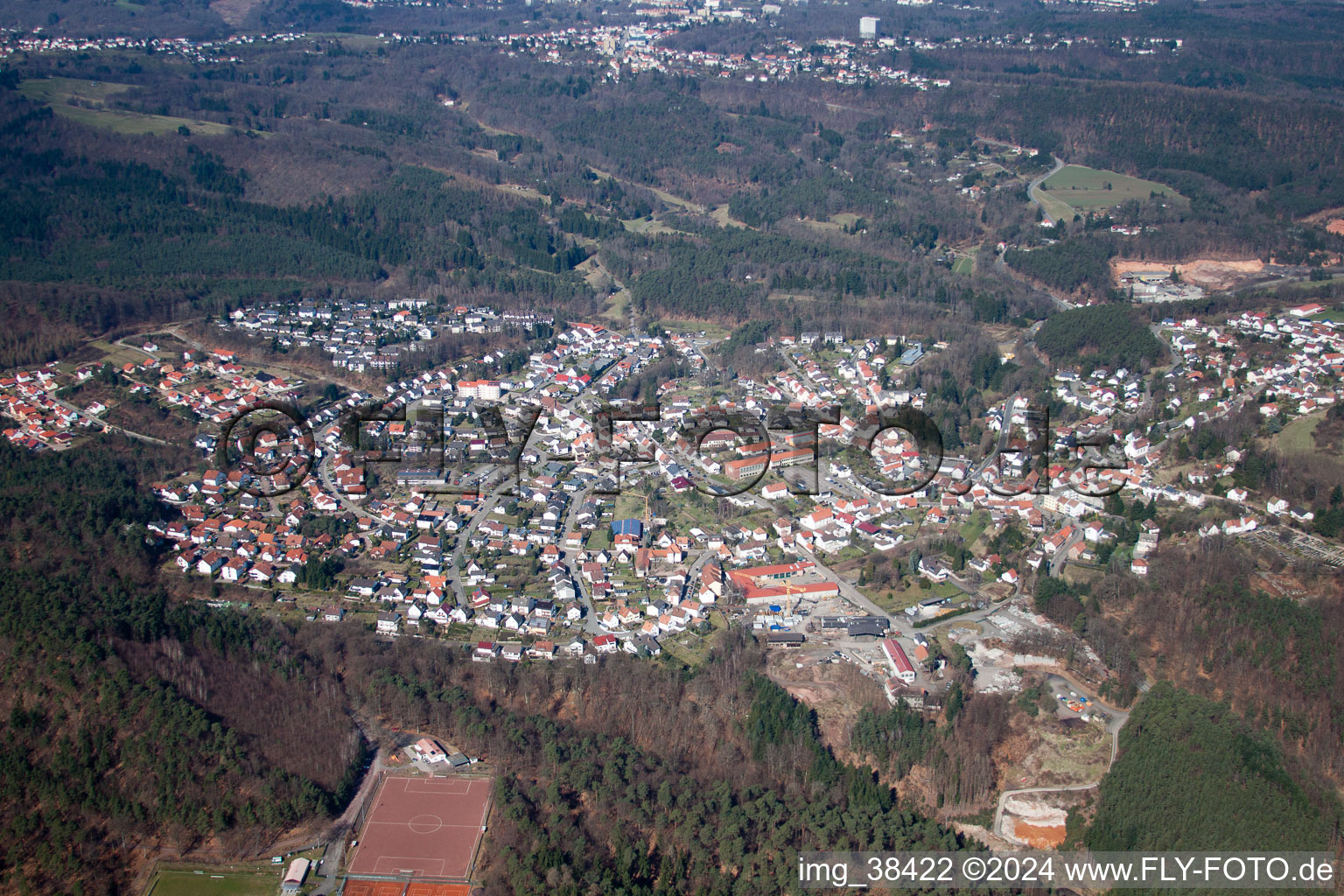 Vue oblique de Lemberg dans le département Rhénanie-Palatinat, Allemagne